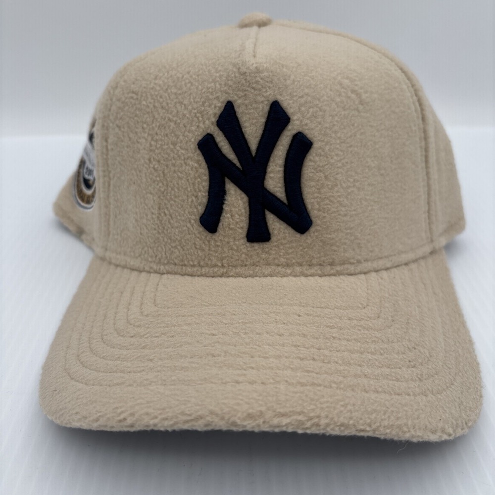 New York Yankees New Era 9Forty A-Frame Adjustable Hat Tan Sherpa Yankee Stad.